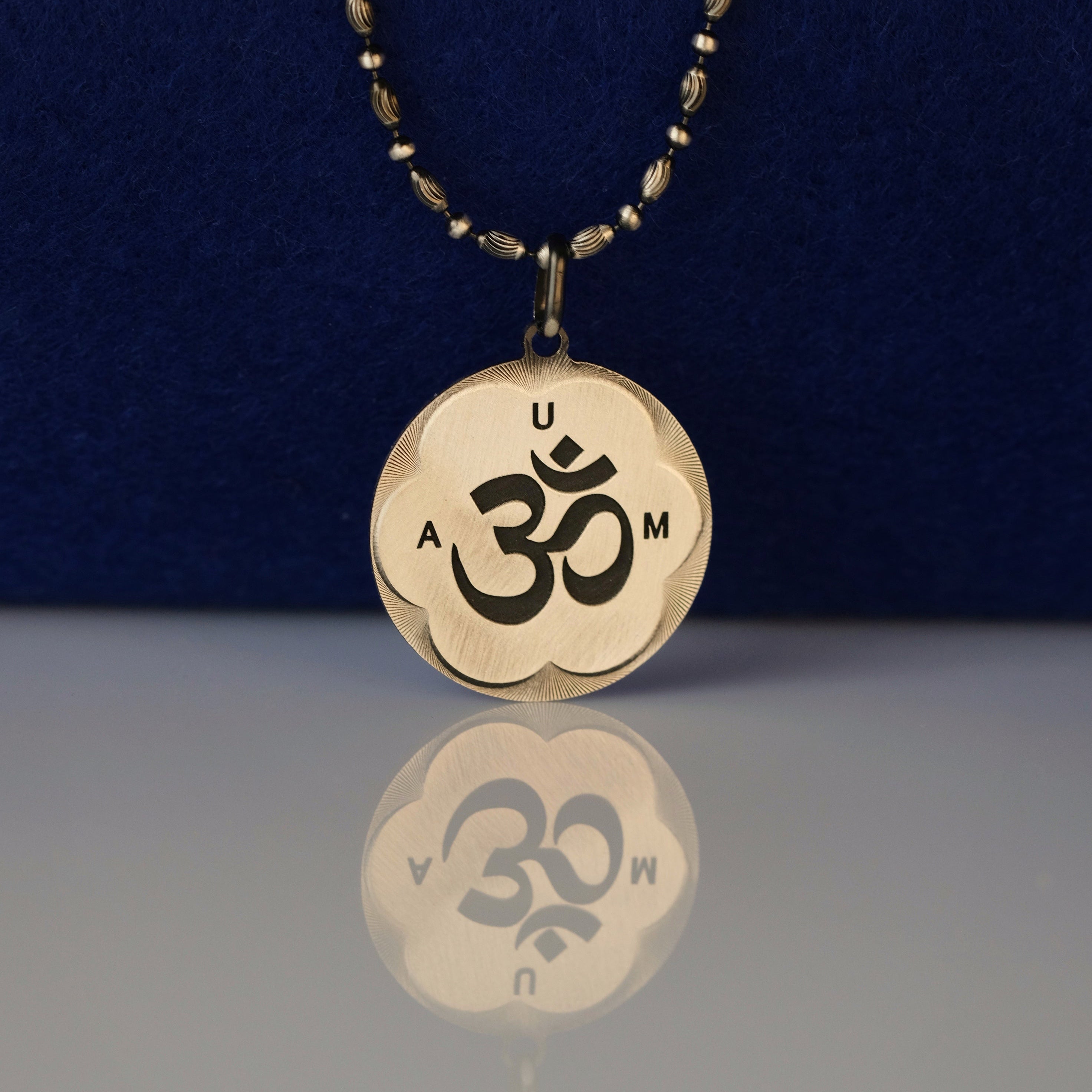 Collana Om - Aum Argento
