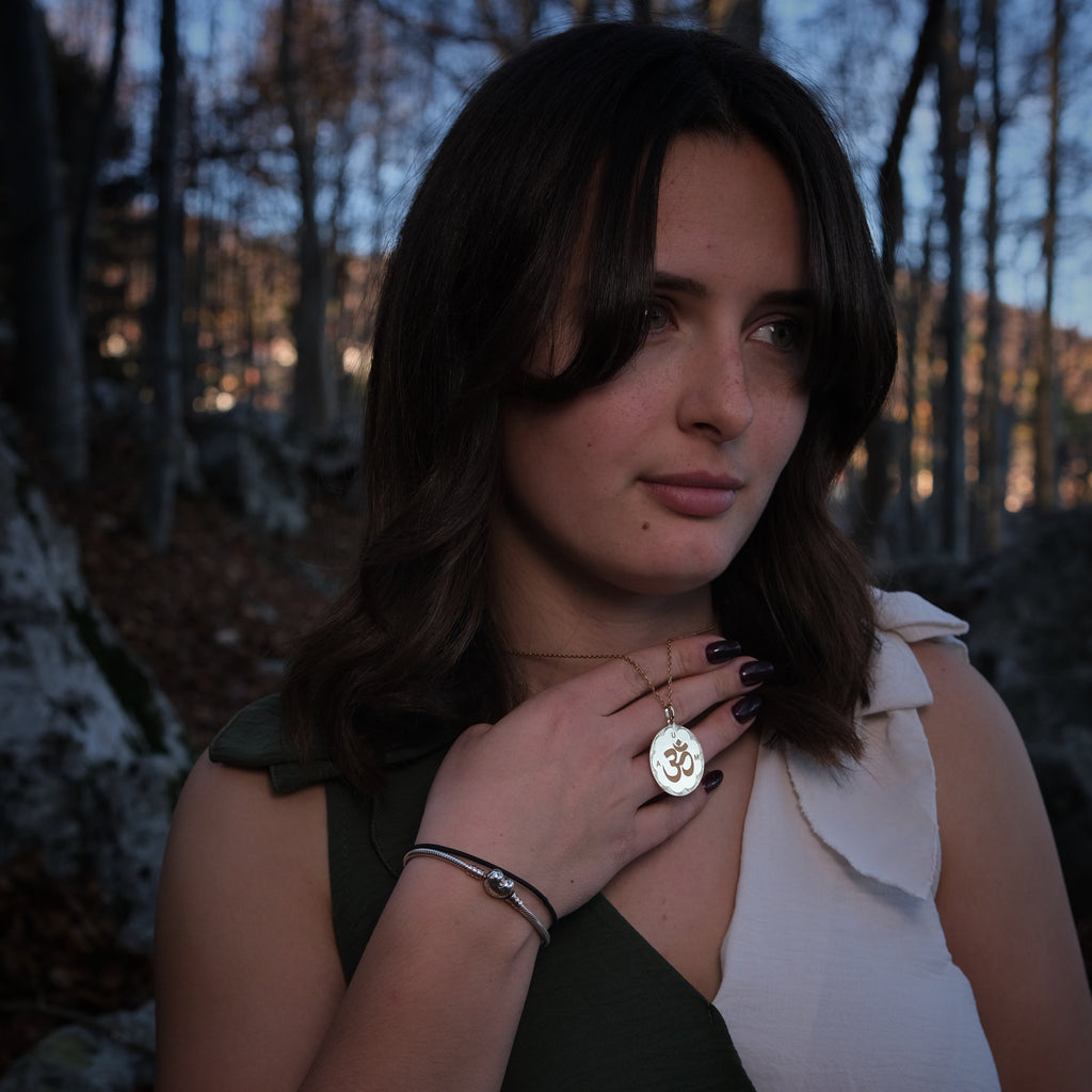 Collana Om - Aum Argento