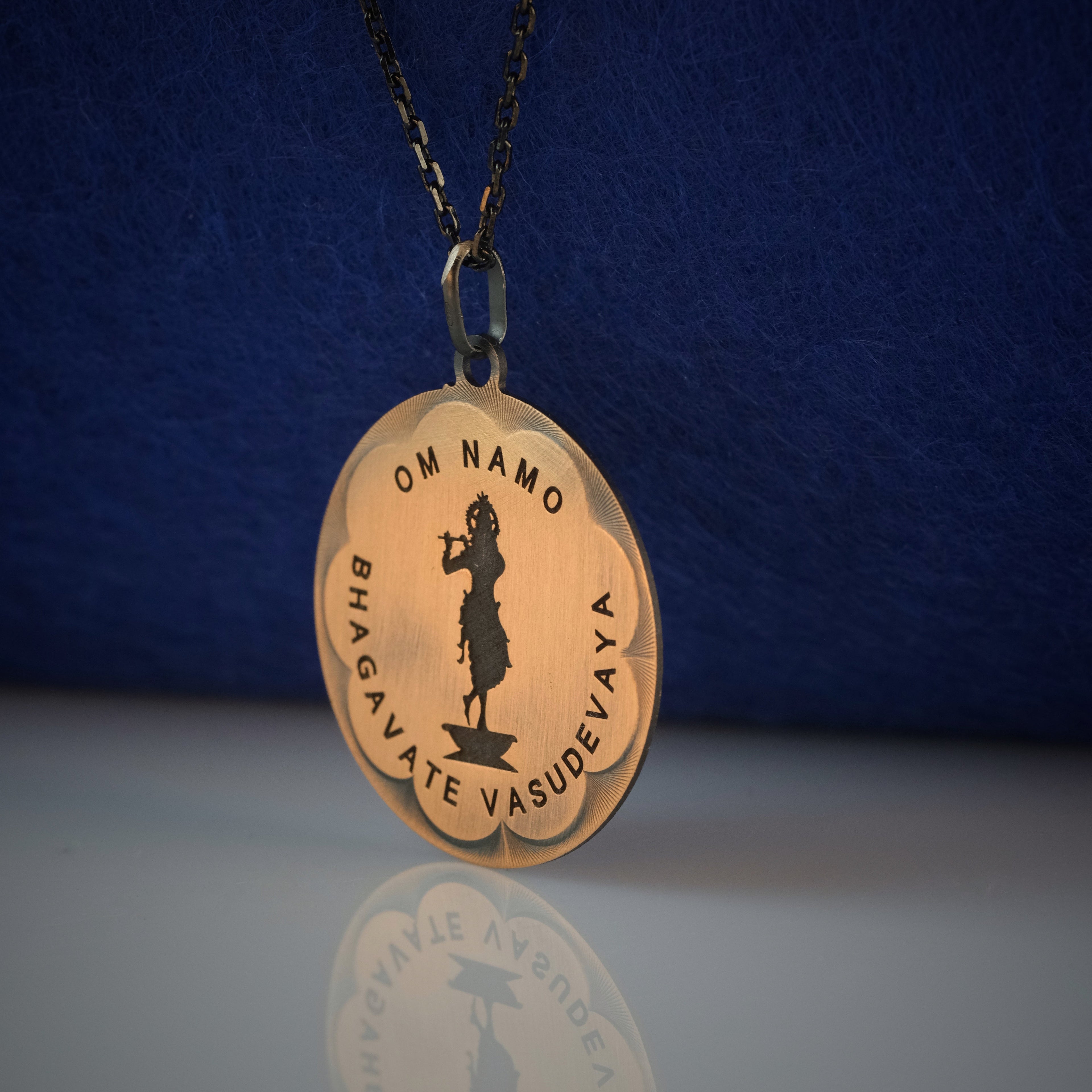 Collana Vasudeva - Ramato